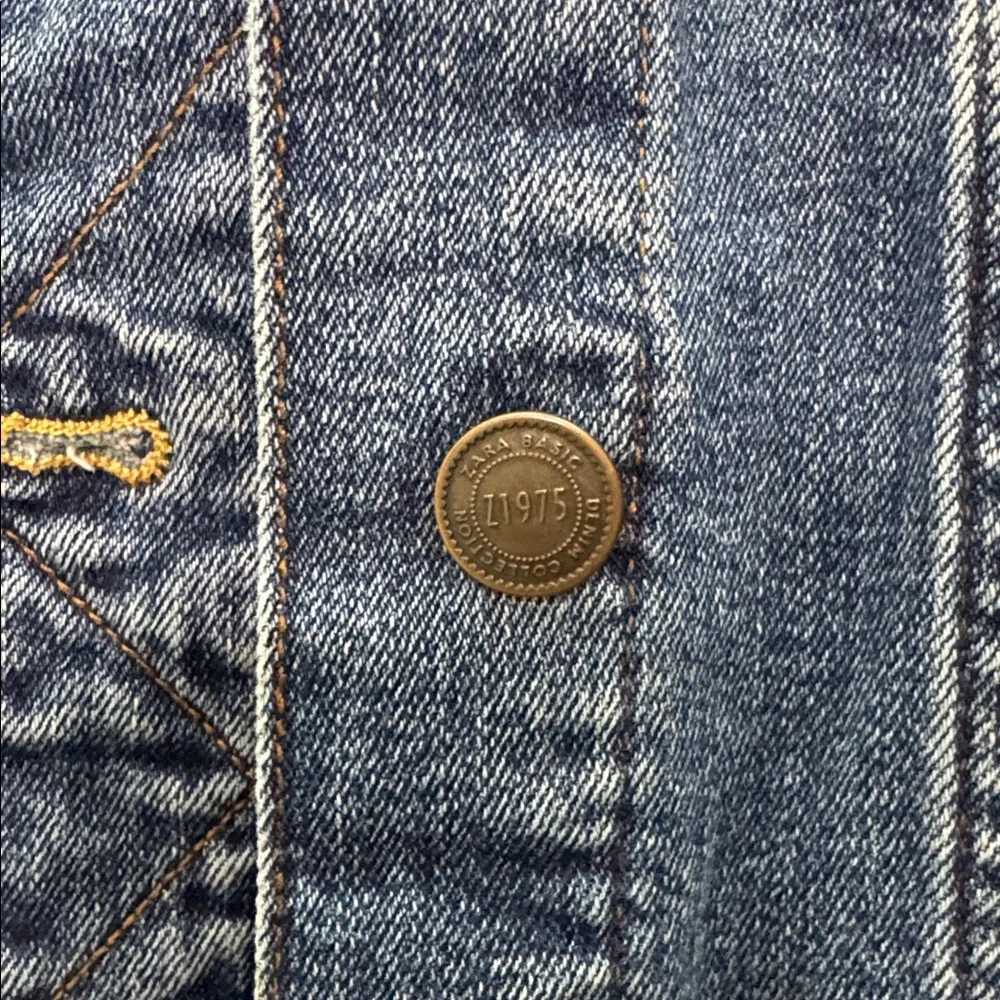 ZARA Distressed Classic Jean Jacket - Picture 7 of 10